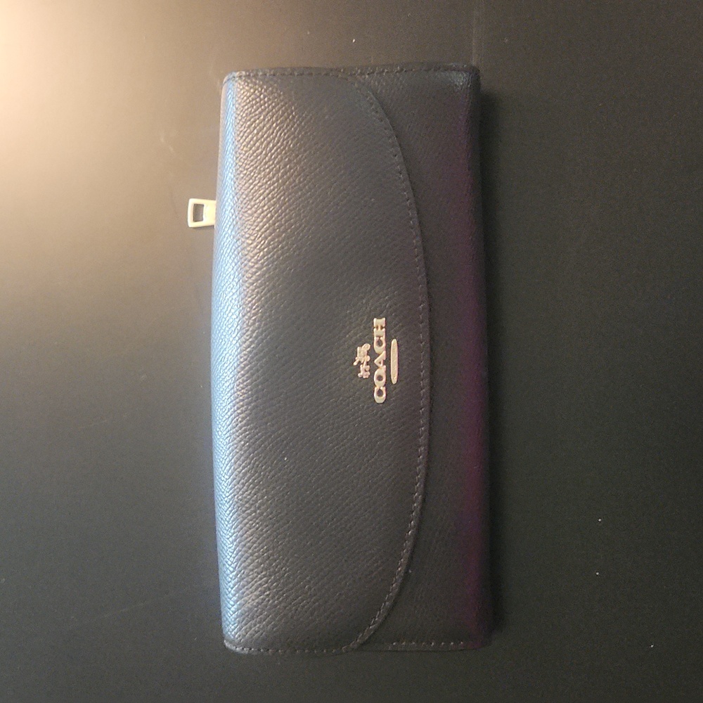 Coach wallet black